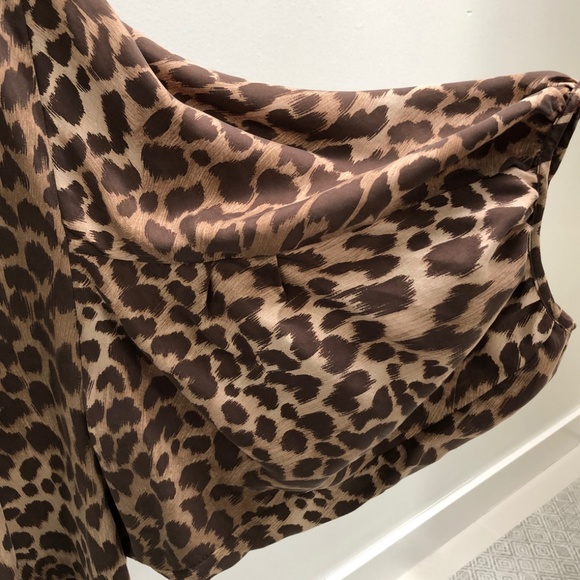 MICHAEL KORS SILK LEOPARD PEASANT BLOUSE PLUS - Picture 3 of 5
